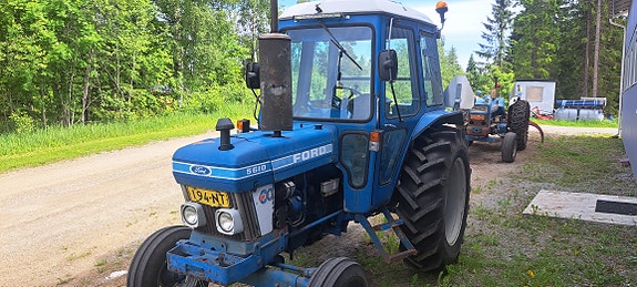 Ford 5610