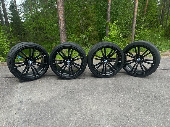 20” x 10” ja 8,5” vanteet renkailla