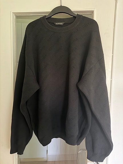 Balenciaga sweater