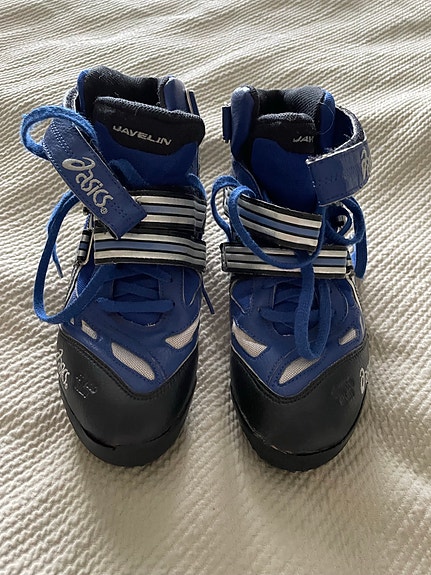 Asics piikkarit keihäs koko 41,5
