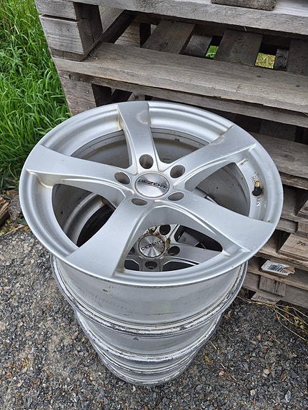 17" alumiinivanteet