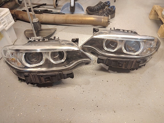BMW F22 F23 etuvalot umpiot