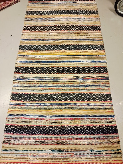 Pitkä räsymatto