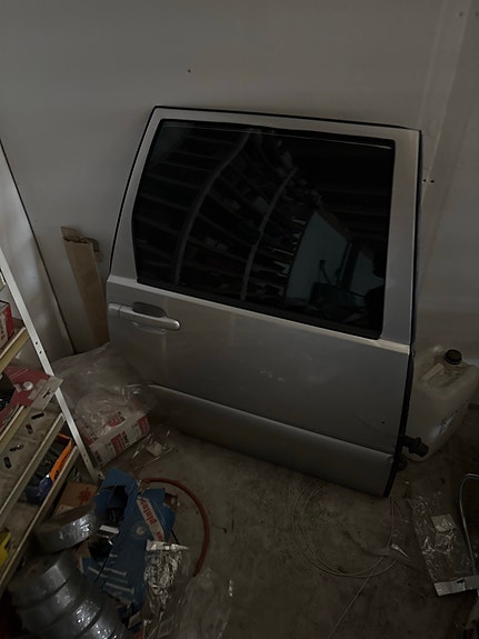 Volvo V70 Mk1 Oikea takaovi