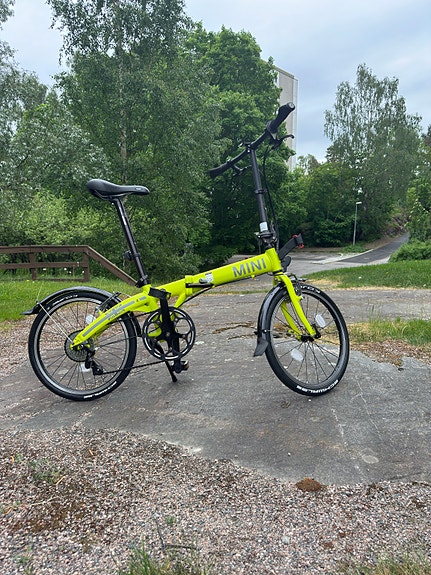 MINI Folding Bike 20” – 8-vaihteinen taittopyörä, erittäin siisti
