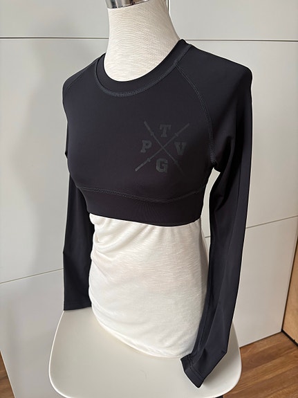 PTV Gear pitkähihainen crop-top treenipaita S musta