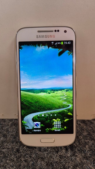 Samsung GT- I 9195