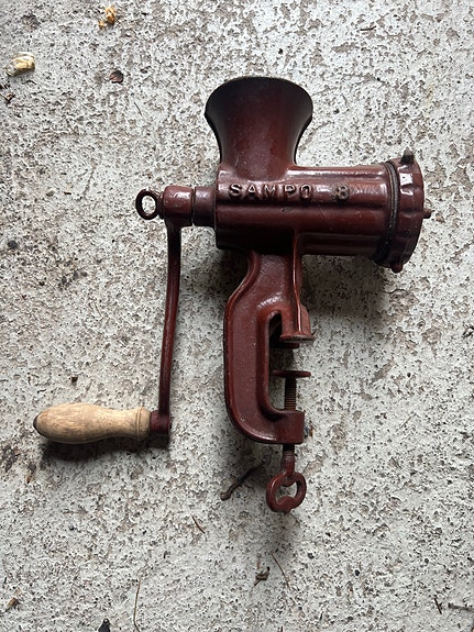 Vanha Sampo 8 lihamylly, vintage / retro
