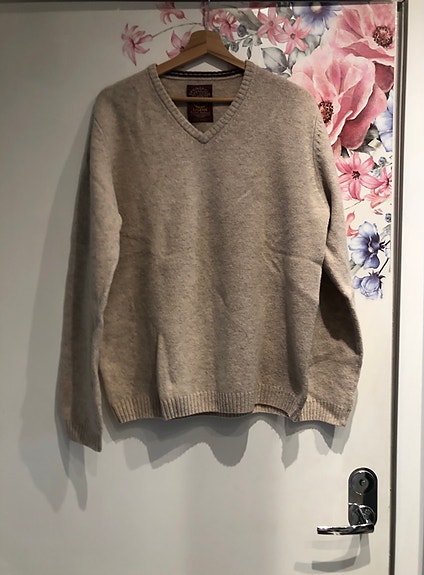 Springfield V-aukkoinen beige villaneulepusero L