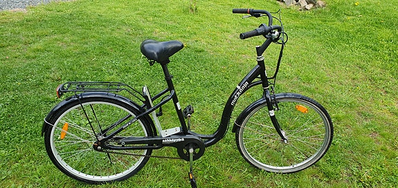 Matkaaja sähköpyörän runko