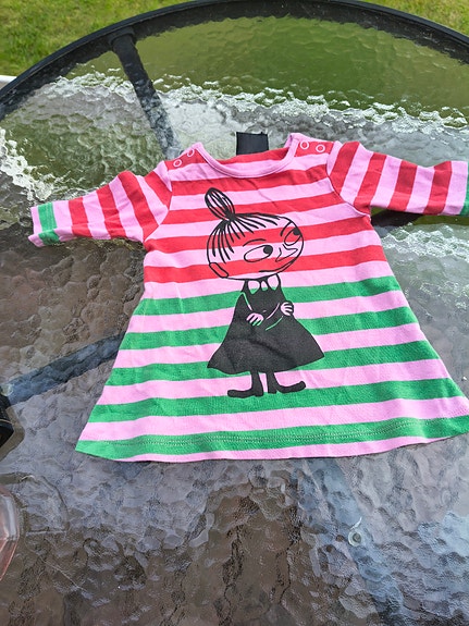 Muumi Pikku Myy lasten tunika koko 86 pinkki-vihreä raidallinen