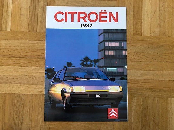 Esite Citroen mallisto vuodelta 1987 Citroen Visa, BX, CX