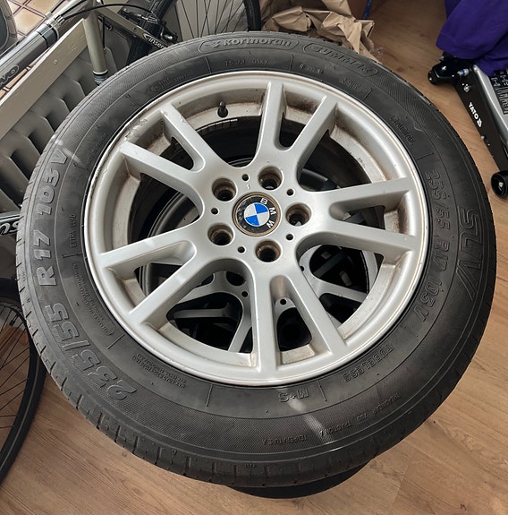BMW X3 RENKAAT JA VANTEET