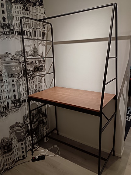 IKEA pöytä