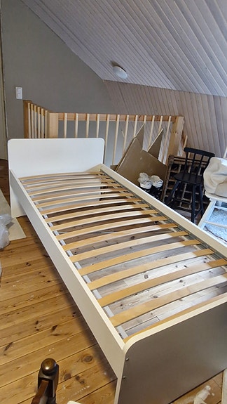 IKEA Släkt sängynrunko