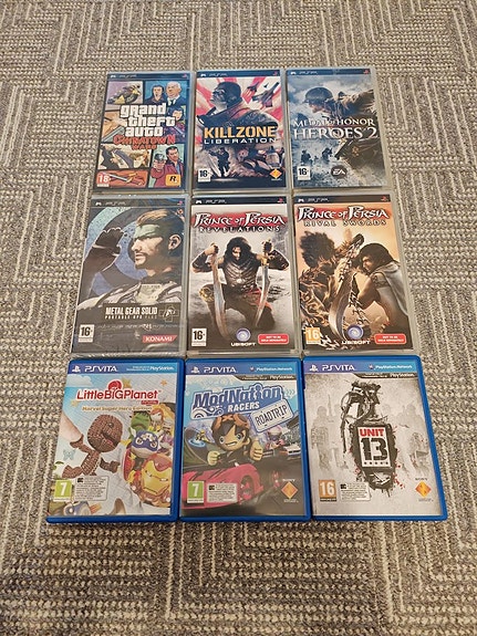 PSP ja Vita pelejä