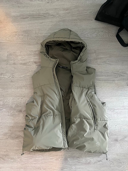 Zara liivi M beige, miesten