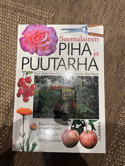Suomalainen piha ja puutarha -kirja