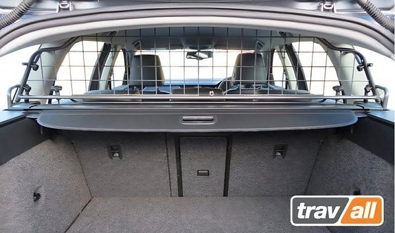Skoda Octavia tavaratilan koiraverkko / turvaverkko Travall