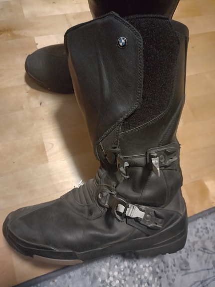 BMW Gravel Gore-Tex ajosaappaat koko 42 musta