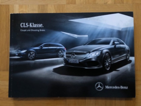 Esite Mercedes CLS C218 W218 X218 2014 / 2015 - 71 SIVUA - sis myös CLS 63 AMG
