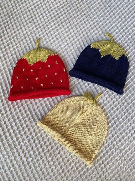 Myydään itse neulottuja suloisia pipoja🍓🍋🫐