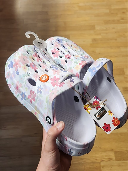 Naisten kukkakuvioiset Clou Shoes -pistokkaat, koko 40-41