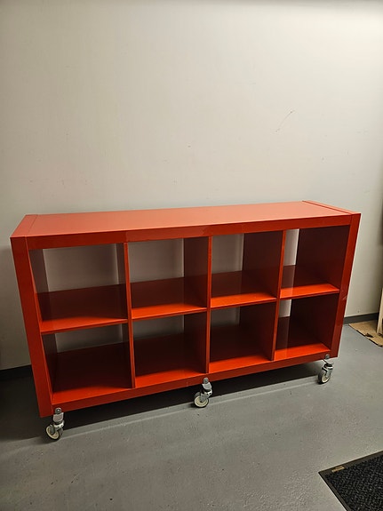 Ikean kallax 2x4