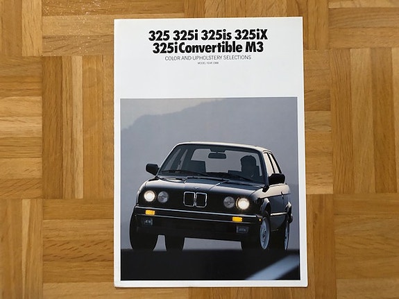 Värikartta BMW E30 3-sarja vuodelta 1988 - esite