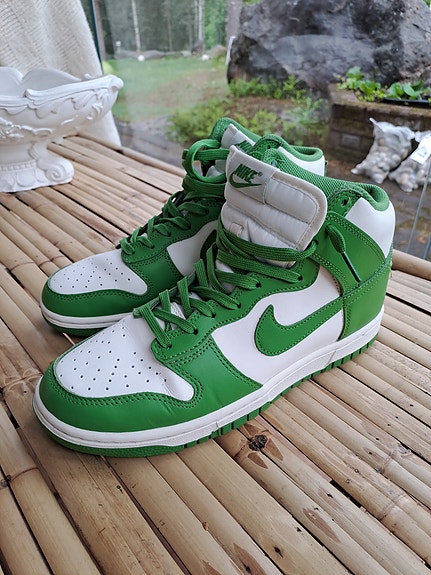 Nike Dunk High lenkkarit