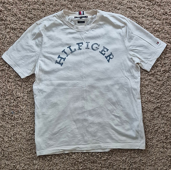 Hilfiger T-paita