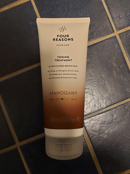 Four Reasons toning treatment mahogny