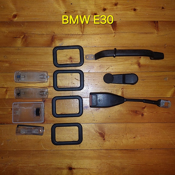 BMW E30 osakasa