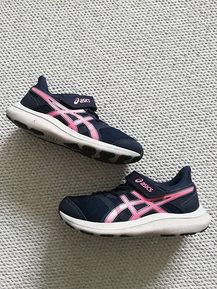 Asics lenkkarit