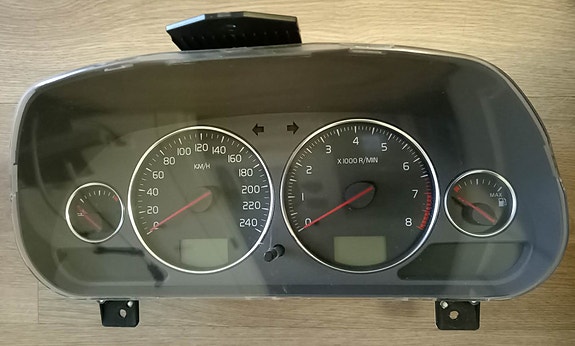 Volvo v40 nopeusmittari