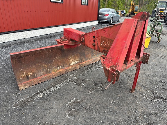 VM 250cm leveä perälevy