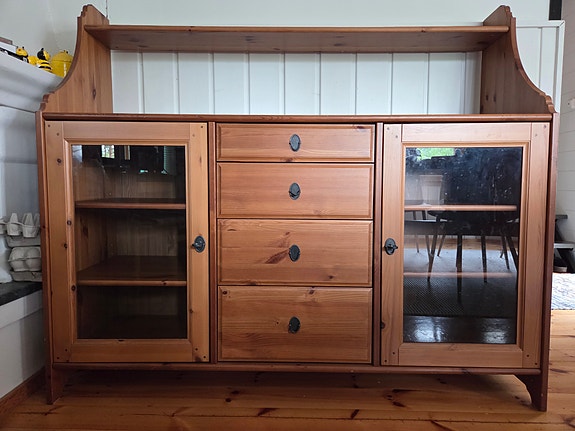 Ikea Leksvik lipasto