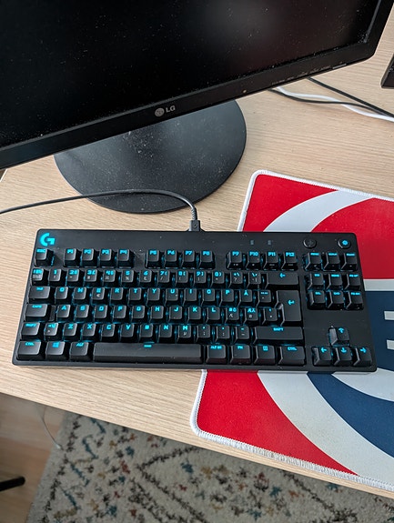 Logitech G PRO näppäimistö