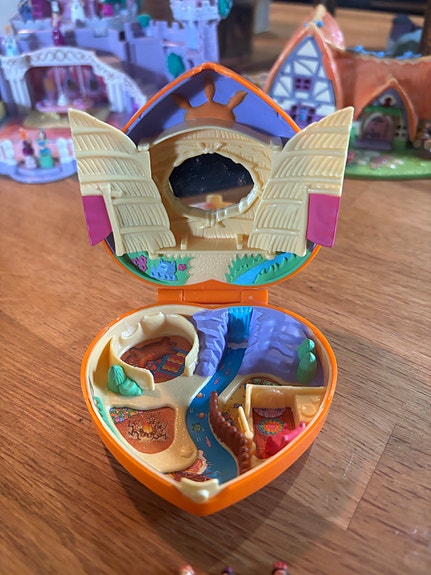 Pocahontas polly pocket