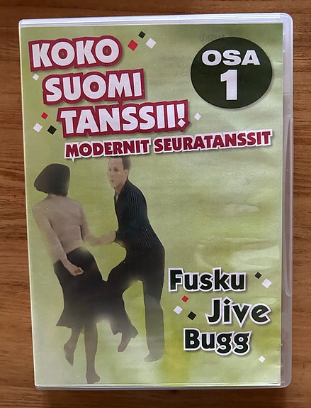 Koko Suomi tanssii osa 1 DVD – modernit seuratanssit (Fusku, Jive, Bugg)