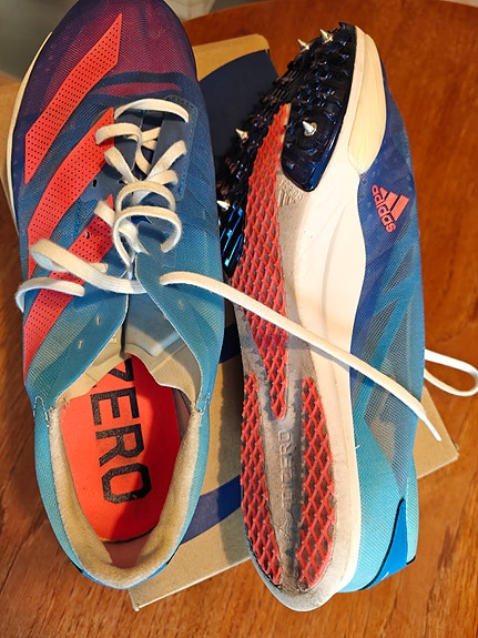 Adidas Adizero piikkarit 46