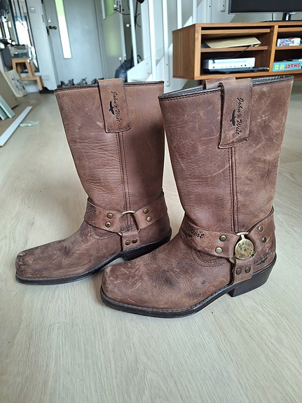 John West bootsit