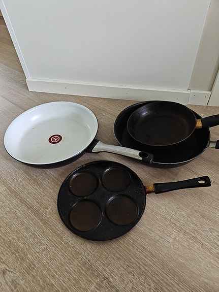 Tefal paistinpannut ja lettupannu