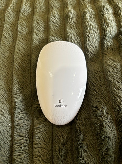 Logitech T620 langaton hiiri valkoinen
