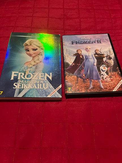 Disney Frozen ja Frozen 2 DVD-elokuvat