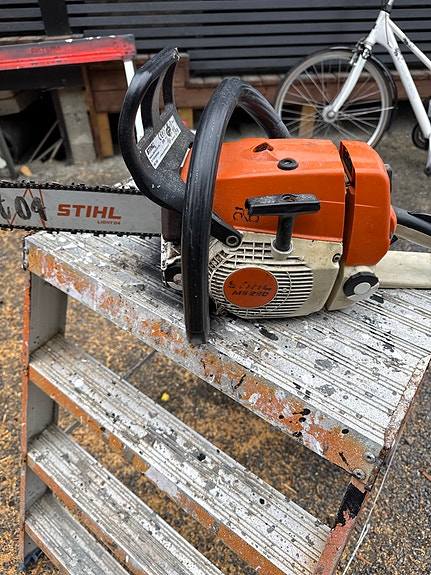 Stihl moottorisaha 14” uudella laipalla ja ketjulla