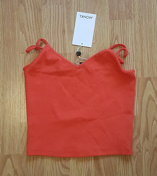Uusi vaatepaketti koko XS sis.6 kpl