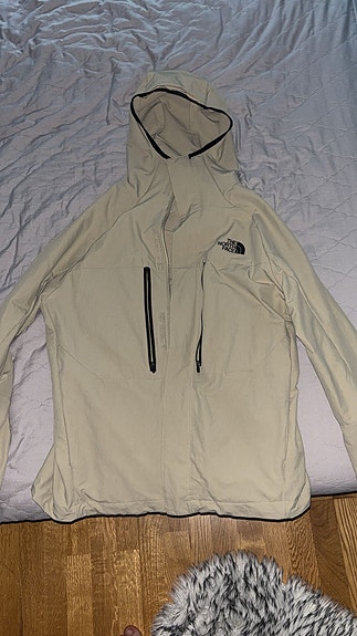 North face tuulitakki