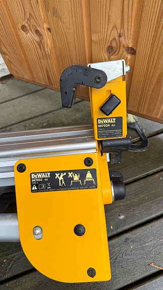 Jiirisahajalusta DEWALT DE7033