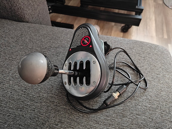 Thrustmaster TH8A Shifteri